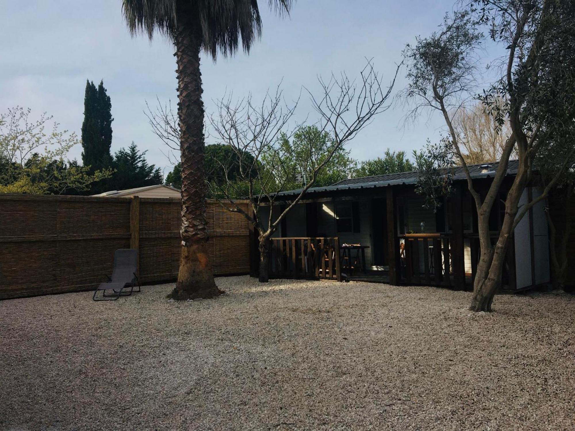 Mobil-Home Avec Grand Jardin Sérignan Buitenkant foto